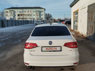 2015 Volkswagen Jetta VI Рестайлинг, белый, 1100000 рублей, вид 4
