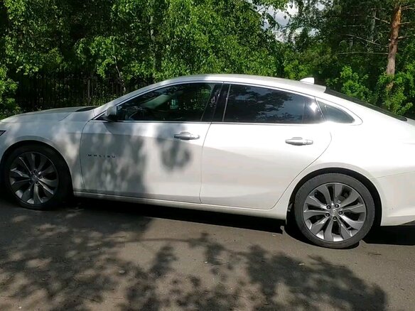 2019 Chevrolet Malibu IX Рестайлинг, белый, 2100000 рублей - вид 8