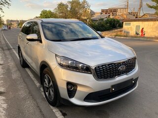 2018 Kia Sorento 8-speed III Prime Рестайлинг, серебристый, 2589000 рублей, вид 3