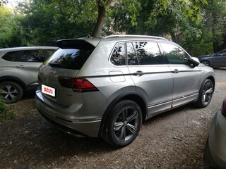 2019 Volkswagen Tiguan II, серый, 2650000 рублей, вид 3