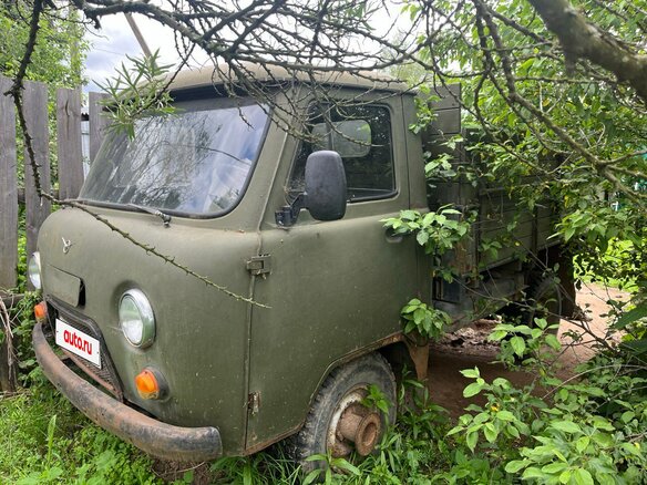 1980 УАЗ 3303, зелёный, 100000 рублей