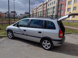 2002 Opel Zafira A, серебристый, 370000 рублей, вид 2
