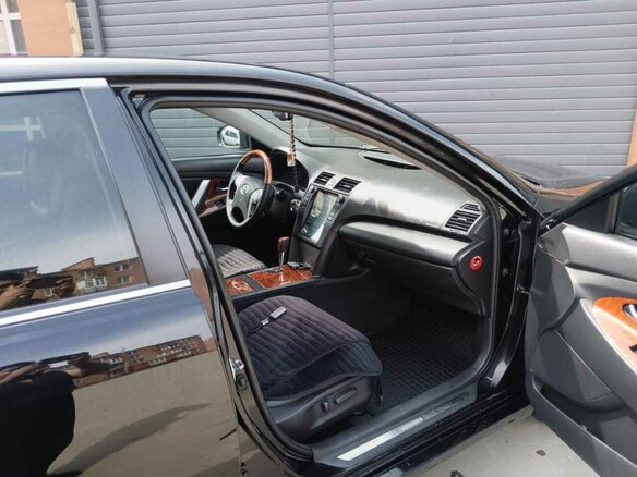 2010 Toyota Camry VI (XV40) Рестайлинг, чёрный, 1200000 рублей - вид 5