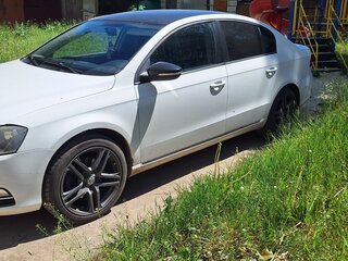 2011 Volkswagen Passat B7, белый, 725000 рублей, вид 2