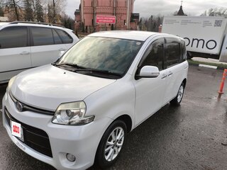 2014 Toyota Sienta I Рестайлинг 2, белый, 950000 рублей, вид 2