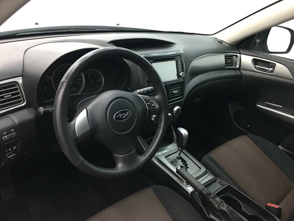 2011 Subaru Impreza XV III, белый - вид 15