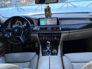 2011 BMW 7 серии 740d xDrive V (F01/F02/F04), серый, 2350000 рублей, вид 5