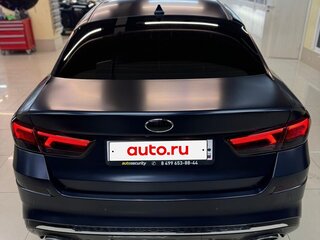2019 Kia Optima IV Рестайлинг, синий, 2350000 рублей, вид 4
