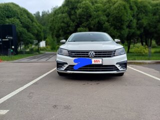 2016 Volkswagen Passat (North America and China) I Рестайлинг, белый, 1700000 рублей, вид 5