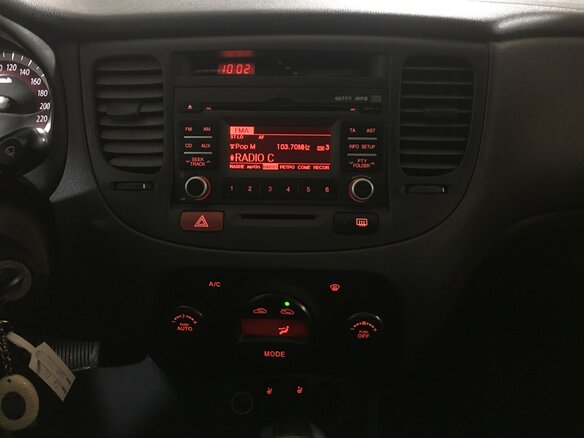 2010 Kia Rio II Рестайлинг, чёрный - вид 5