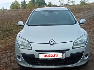 2011 Renault Megane III, серебристый, 800000 рублей, вид 1