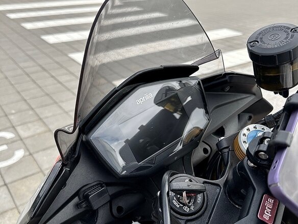2018 Aprilia Tuono V4, красный, 999999 рублей - вид 21