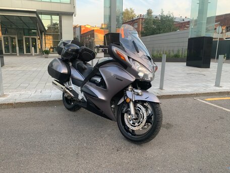 2003 Honda ST 1300, серебристый, 640000 рублей, вид 1