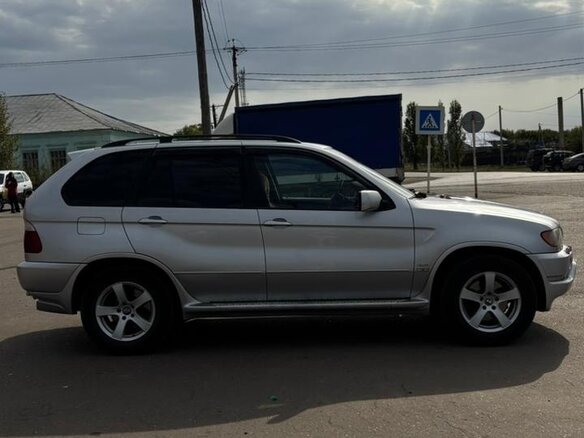 2000 BMW X5 4.4i I (E53), серебристый, 780000 рублей - вид 3