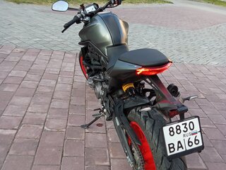 2021 Ducati Monster 937, серый, 1300000 рублей, вид 4