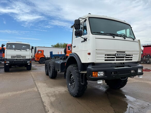 2025 КамАЗ 43118, белый - вид 1