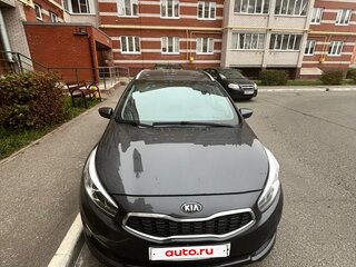 2017 Kia Ceed II Рестайлинг, серый, 1020000 рублей, вид 4