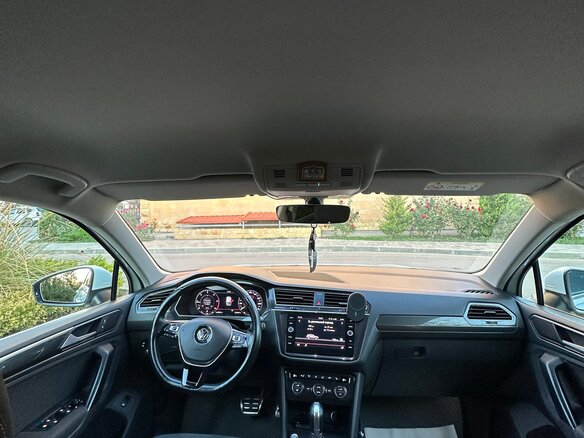 2018 Volkswagen Tiguan II, белый, 3050000 рублей - вид 11
