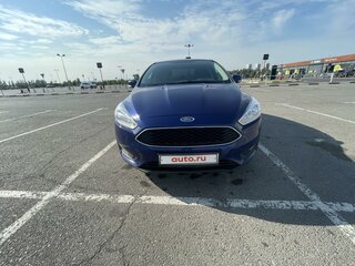 2017 Ford Focus III Рестайлинг, синий, 900000 рублей, вид 1