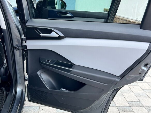 2021 Volkswagen Taos I, серый, 2800000 рублей - вид 5