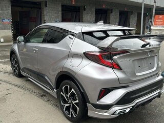 2017 Toyota C-HR I, серебристый, 1835000 рублей, вид 3
