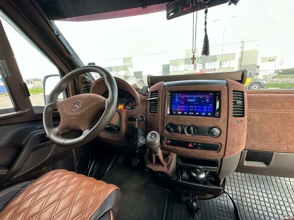 2011 Mercedes-Benz Sprinter, белый, 4300000 рублей - вид 18