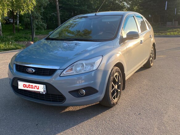 2009 Ford Focus II Рестайлинг, серый, 500000 рублей