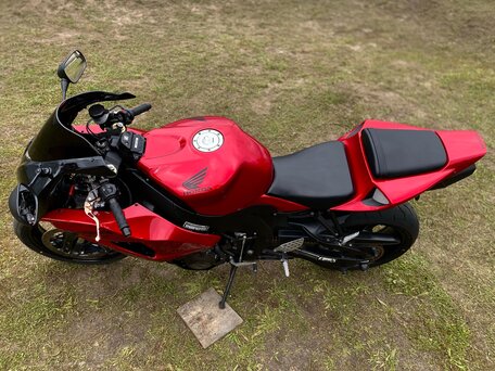 2007 Honda CBR 1000 RR/RA Fireblade, красный, 800000 рублей, вид 3