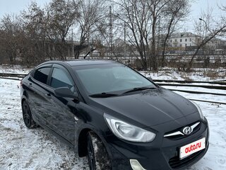 2014 Hyundai Solaris I, чёрный, 825000 рублей, вид 2