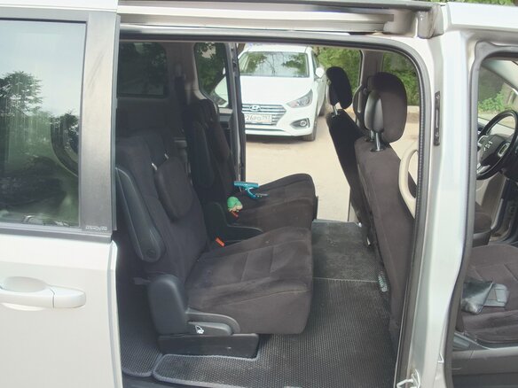 2011 Dodge Caravan Grand V, серый, 1349999 рублей - вид 19