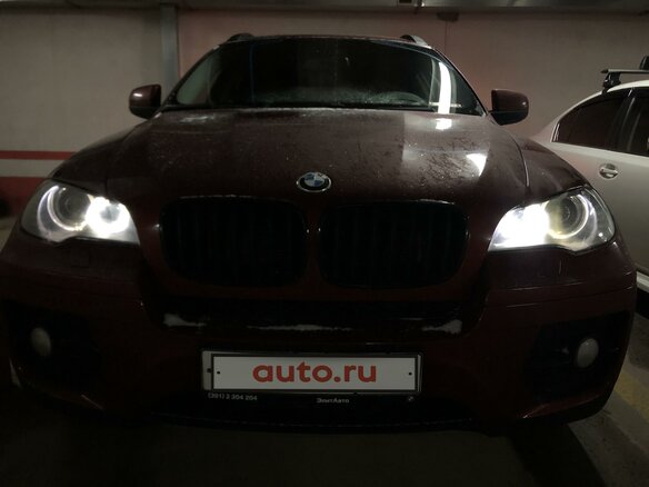 2010 BMW X6 35i 6-speed I (E71), красный - вид 4