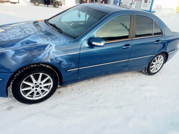 2002 Mercedes-Benz C-Класс 180 II (W203), синий, 550000 рублей - вид 9