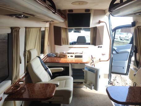 2014 Volkswagen Crafter, чёрный, 5200000 рублей, вид 1