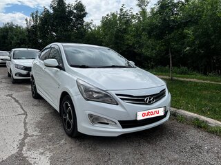 2014 Hyundai Solaris I Рестайлинг, белый, 830000 рублей, вид 2