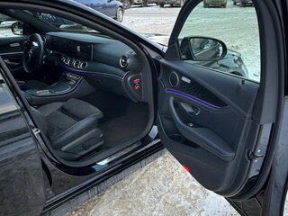 2022 Mercedes-Benz E-Класс 220 d V (W213, S213, C238) Рестайлинг, чёрный, 6800000 рублей, вид 4