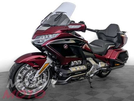 2018 Honda GL 1800 Gold Wing, красный, 2740000 рублей, вид 4