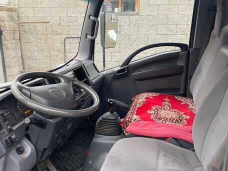 2012 Isuzu Elf (N-series), белый, 2630000 рублей, вид 5