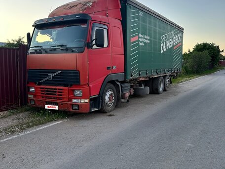 1995 Volvo FH, красный, 2000000 рублей, вид 1