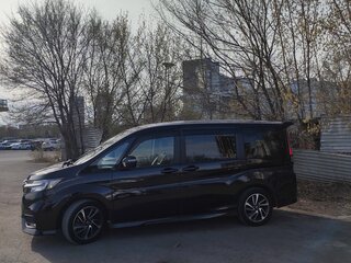 2018 Honda Stepwgn V Рестайлинг, чёрный, 1700000 рублей, вид 4