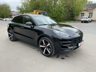 2015 Porsche Macan Turbo I, чёрный, 4400000 рублей, вид 3