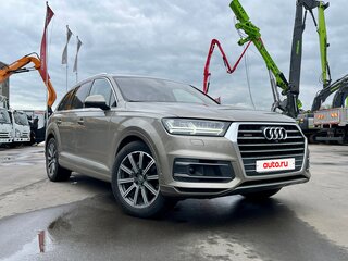 2017 Audi Q7 II (4M), бежевый, 6000000 рублей, вид 3