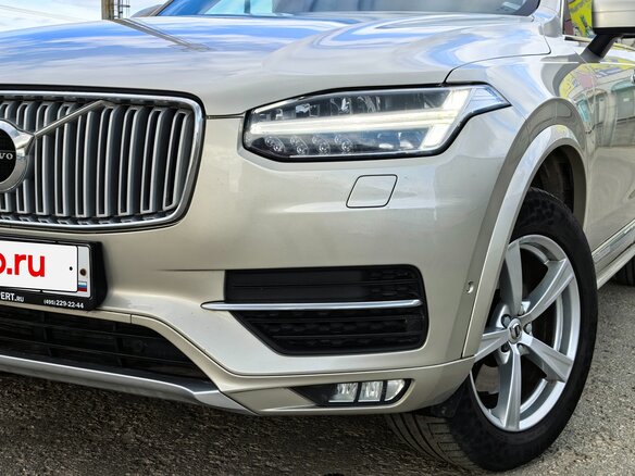 2017 Volvo XC90 II, бежевый, 3550000 рублей - вид 16