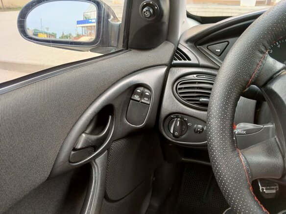 2004 Ford Focus I Рестайлинг, зелёный, 520000 рублей - вид 5