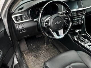 2018 Kia Optima IV Рестайлинг, серебристый, 1980000 рублей, вид 4
