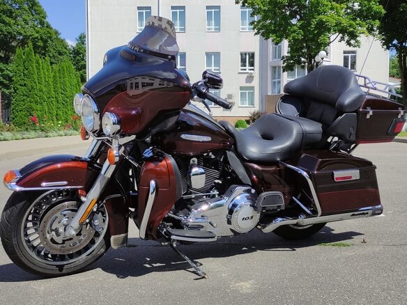 2011 Harley-Davidson Electra Glide, коричневый, 930000 рублей - вид 5