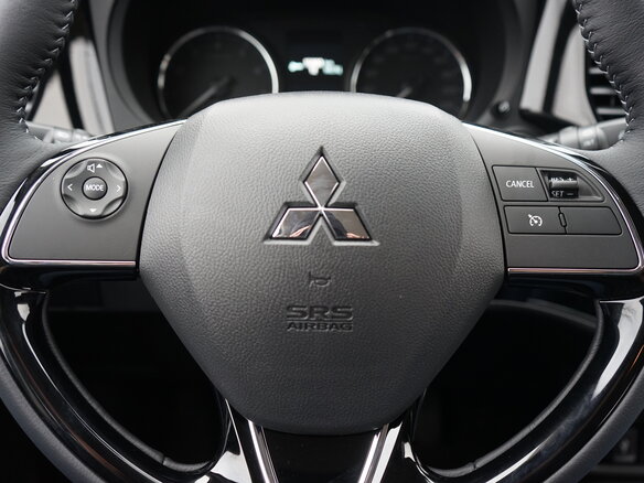 2021 Mitsubishi Outlander III Рестайлинг 3, серый - вид 8