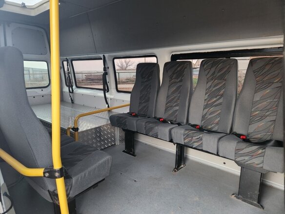 2012 Ford Transit, белый, 1900000 рублей - вид 2