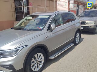 2020 Volkswagen Tiguan II Рестайлинг, серый, 3800000 рублей, вид 1