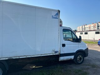2014 Iveco Daily, белый, 3000000 рублей, вид 3