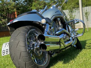 2012 Harley-Davidson V-Rod, серебристый, 2600000 рублей, вид 3